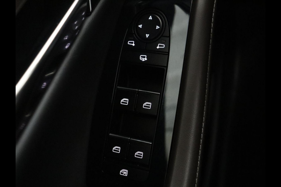 Mazda CX-30 2.0 e-SkyActiv-X M Hybrid Luxury | Leder | Stuur/stoel verwarming | Adaptive cruise | Head-up | 360 camera | Park assist | BOSE sound | Carplay | Elektrische achterklep