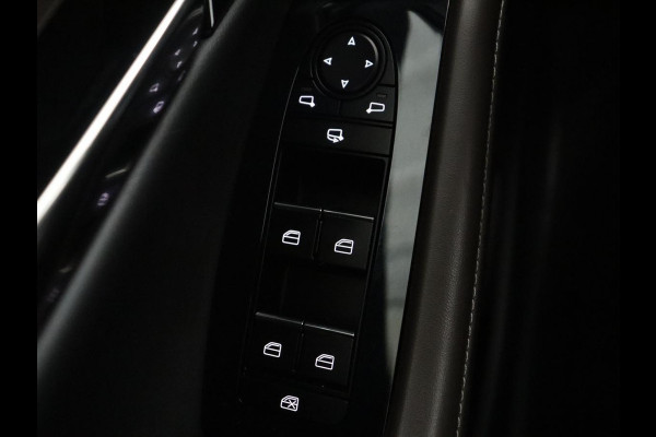 Mazda CX-30 2.0 e-SkyActiv-X M Hybrid Luxury | Leder | Stuur/stoel verwarming | Adaptive cruise | Head-up | 360 camera | Park assist | BOSE sound | Carplay | Elektrische achterklep