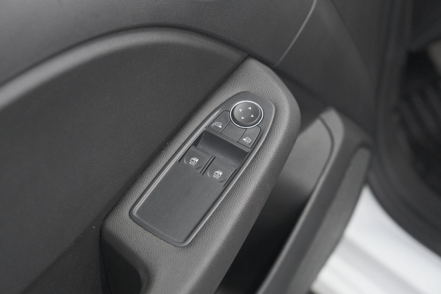 Renault Clio TCe 90 Equilibre | Parkeersensoren | Apple Carplay | Cruise Control | Airco