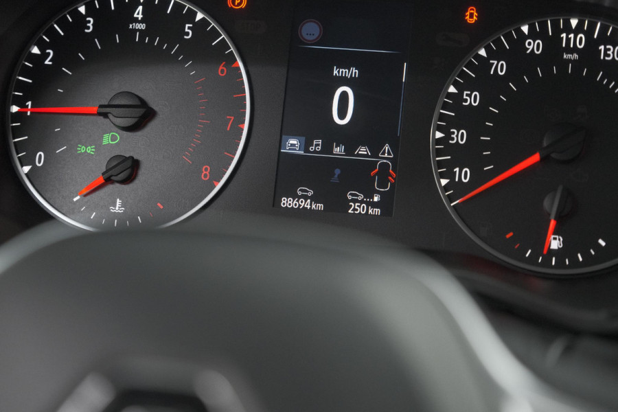Renault Clio TCe 90 Equilibre | Parkeersensoren | Apple Carplay | Cruise Control | Airco
