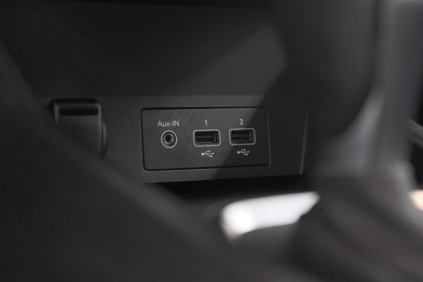 Renault Captur 1.6 E-Tech full hybrid 145 techno | Camera | Parkeersensoren | Apple Carplay