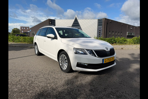 Škoda Octavia Combi 1.6 TDI Greentech Ambition