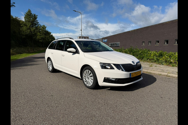Škoda Octavia Combi 1.6 TDI Greentech Ambition
