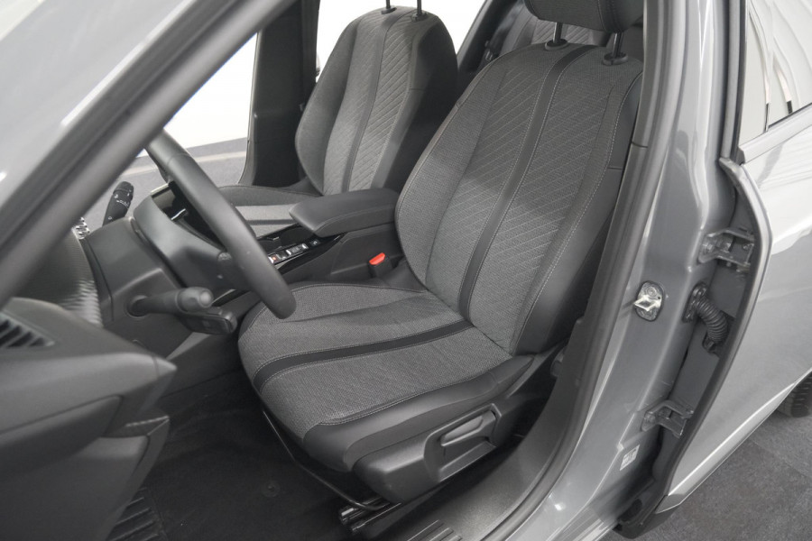 Peugeot 2008 PureTech 100 Allure | Allseason Banden | 360 Camera | Adaptieve Cruise Control | Dodehoekdetetie | Navigatie