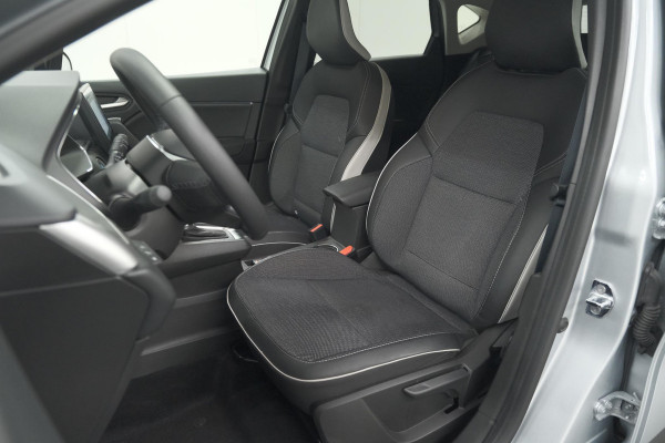 Renault Captur 1.6 E-Tech full hybrid 145 techno | Camera | Parkeersensoren | Climate control | Keyless