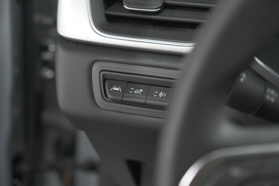 Renault Captur 1.6 E-Tech full hybrid 145 techno | Camera | Parkeersensoren | Climate control | Keyless