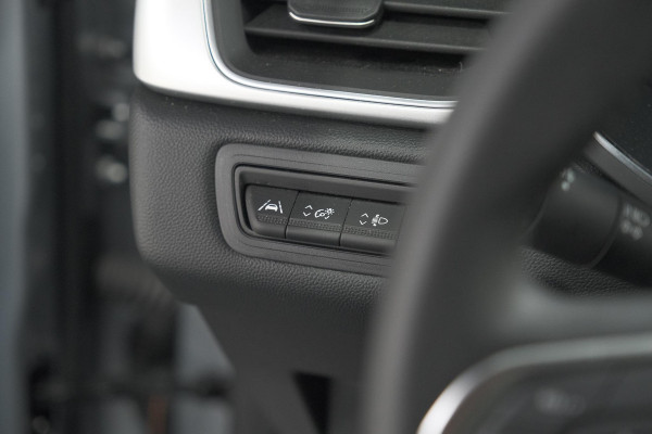 Renault Captur 1.6 E-Tech full hybrid 145 techno | Camera | Parkeersensoren | Climate control | Keyless