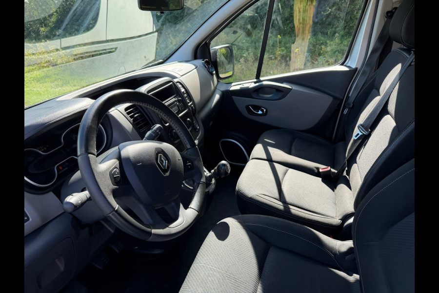 Renault Trafic Passenger 1.6 dCi Grand Authentique Energy