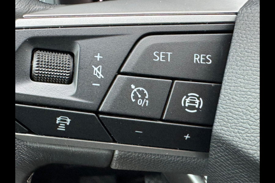 Seat Ateca 1.0 TSI Style * 27.000KM!!* Navigatie * Camera * Virtual Cockpit * Elek. Achterklep *