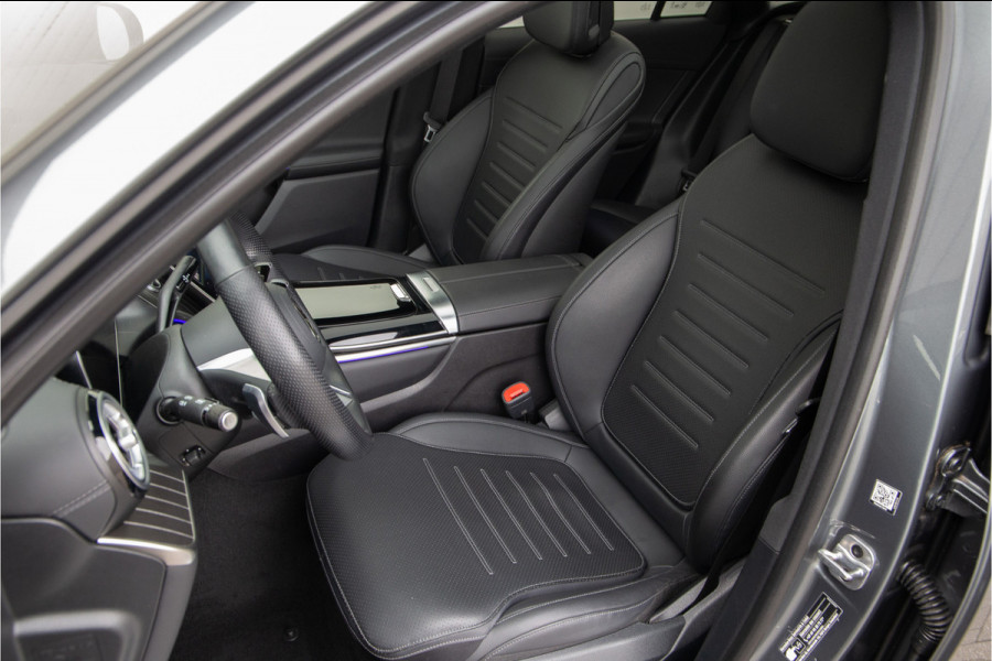 Mercedes-Benz GLC 400e 4MATIC AMG Premium+ Pano, Luchtvering, Achterasbesturing, Leder, Burmester
