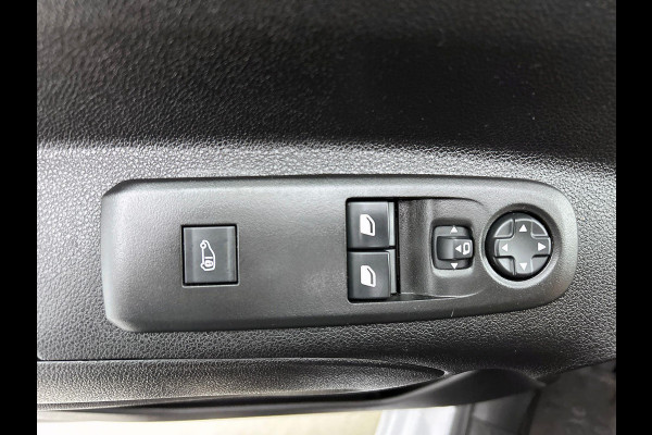 Opel Combo 1.5 BlueHDi 130pk L2 Automaat Apple Carplay/ Android Auto Navigatie Trekhaak Airco Camera Cruise Control Parkeersensoren V+A DAB