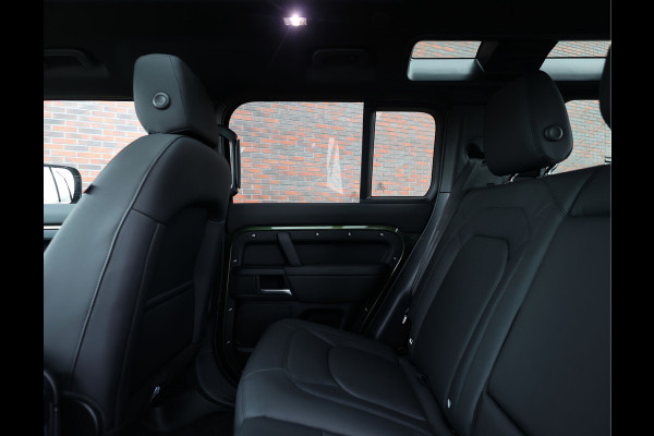Land Rover Defender 110 P300e X-Dynamic SE | Nieuw! - Urban - Pano - Trekhaak