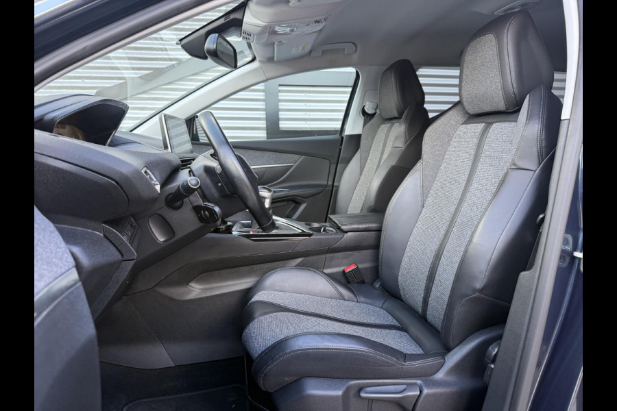 Peugeot 5008 1.2 PureTech Premium 7p. 2e Eigenaar|Camera|Carplay|Clima|Cruise|PDC V+A|Trekhaak|N.A.P|APK tot 06-2027