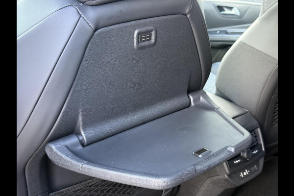 Peugeot 5008 1.2 PureTech Premium 7p. 2e Eigenaar|Camera|Carplay|Clima|Cruise|PDC V+A|Trekhaak|N.A.P|APK tot 06-2027