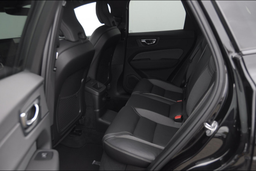 Volvo XC60 T6 350PK Automaat AWD Ultra Black Edition Trekhaak / Luchtvering / Facelift/ Head-up display/ Harman Kardon audio/ BLIS/ Elektrischbedienbare stoelen met geheugen / Panoramadak/ Adaptive cruise control/ Pilot assist/ Apple Carplay/ Android auto/