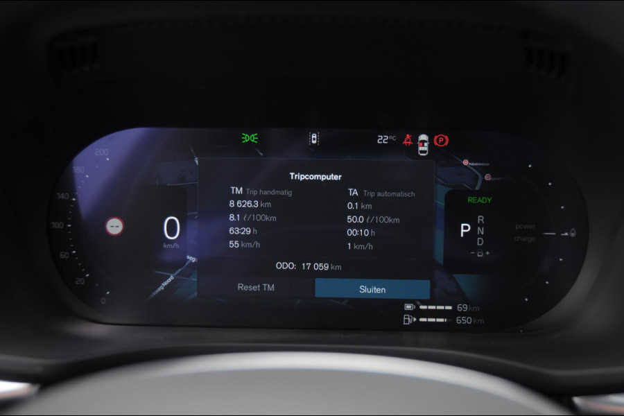 Volvo XC60 T6 350PK Automaat AWD Ultra Black Edition Trekhaak / Luchtvering / Facelift/ Head-up display/ Harman Kardon audio/ BLIS/ Elektrischbedienbare stoelen met geheugen / Panoramadak/ Adaptive cruise control/ Pilot assist/ Apple Carplay/ Android auto/