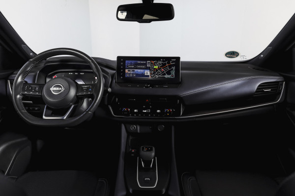 Nissan QASHQAI 1.3 MHEV Xtronic 158 PK Tekna Plus | Trekhaak | Panodak | Dig.Cockpit | Adapt.Cruise | Bose | Stoelverw. | 360 camera | NAV+App.Connect | Auto.Airco | LM 20" |