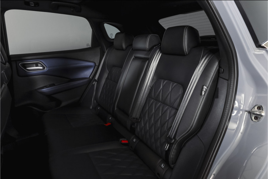 Nissan QASHQAI 1.3 MHEV Xtronic 158 PK Tekna Plus | Trekhaak | Panodak | Dig.Cockpit | Adapt.Cruise | Bose | Stoelverw. | 360 camera | NAV+App.Connect | Auto.Airco | LM 20" |
