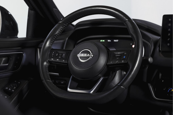 Nissan QASHQAI 1.3 MHEV Xtronic 158 PK Tekna Plus | Trekhaak | Panodak | Dig.Cockpit | Adapt.Cruise | Bose | Stoelverw. | 360 camera | NAV+App.Connect | Auto.Airco | LM 20" |