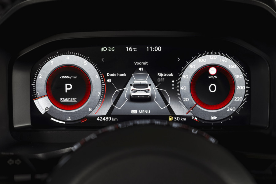 Nissan QASHQAI 1.3 MHEV Xtronic 158 PK Tekna Plus | Trekhaak | Panodak | Dig.Cockpit | Adapt.Cruise | Bose | Stoelverw. | 360 camera | NAV+App.Connect | Auto.Airco | LM 20" |