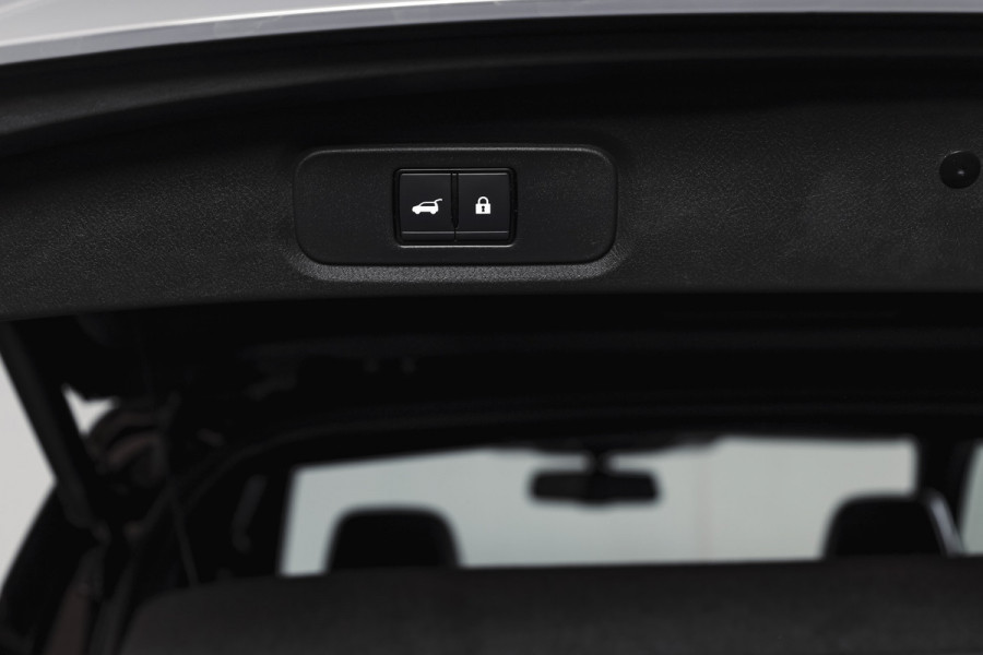 Nissan QASHQAI 1.3 MHEV Xtronic 158 PK Tekna Plus | Trekhaak | Panodak | Dig.Cockpit | Adapt.Cruise | Bose | Stoelverw. | 360 camera | NAV+App.Connect | Auto.Airco | LM 20" |