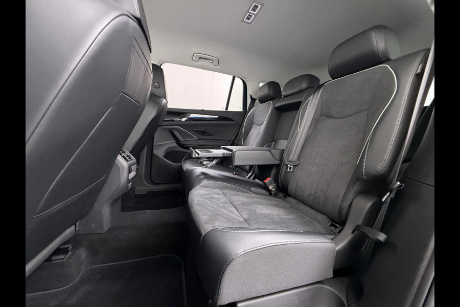 Volkswagen Tayron 1.5 eHybrid Elegance VAN:44.900,- VOOR:41.770,- UW HERFSTVOORDEEL:3.130,- PHEV | 204PK | LEDER/ALCANTARA | IQ.DRIVE PAKKET | MASSAGE STOEL | 360 | KEYLESS | ADAPTIVE CRUISE | SFEERLICHT | MATRIX | STUUR+ STOELVERWARMING | FABRIEKSGARANTIE