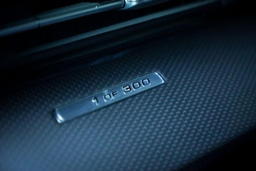 Audi A3 Limousine 2.5 TFSI RS 3 quattro / 1 van 300 / Keramisch / Pano / Kuipstoelen / B&O