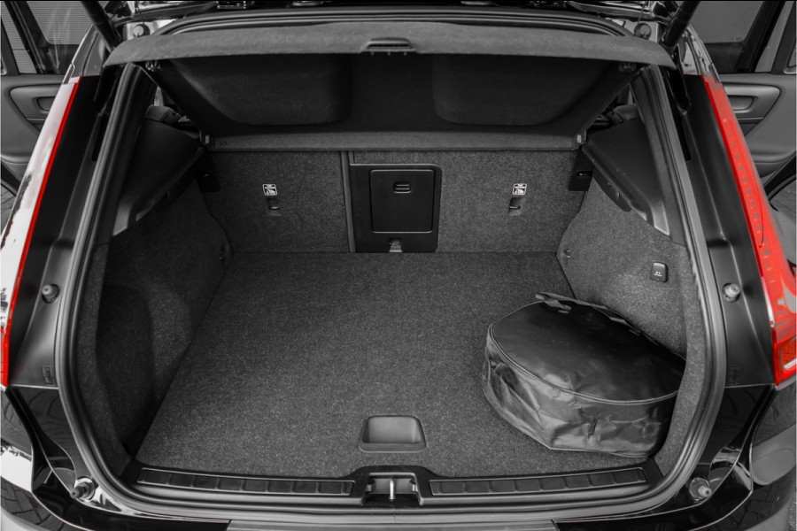 Volvo XC40 1.5 T5 Recharge R-Design ACC H/K Trekhaak Stuur & Stoelverw