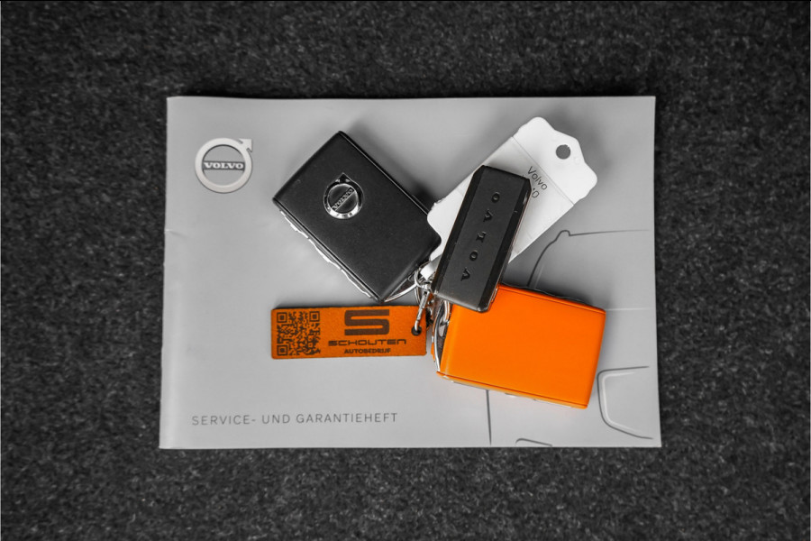 Volvo XC40 1.5 T5 Recharge R-Design ACC H/K Trekhaak Stuur & Stoelverw