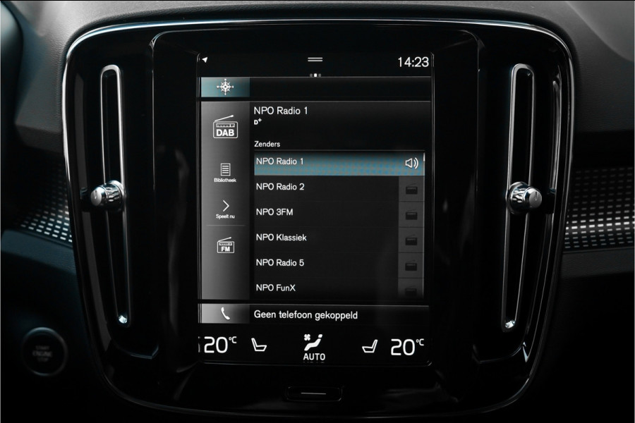 Volvo XC40 1.5 T5 Recharge R-Design ACC H/K Trekhaak Stuur & Stoelverw