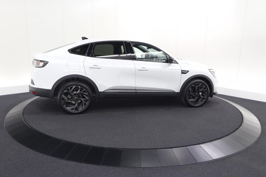 Renault Arkana 1.6 E-Tech hybrid 145 Esprit Alpine | 360 Camera | Adaptieve Cruise Control | Pack Winter | Dodehoekdetectie