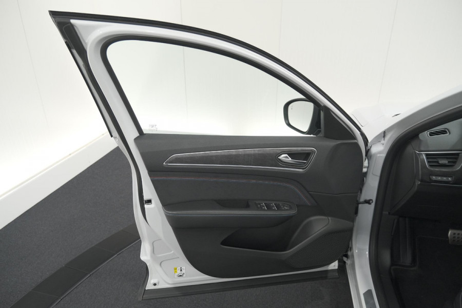 Renault Arkana 1.6 E-Tech hybrid 145 Esprit Alpine | 360 Camera | Adaptieve Cruise Control | Pack Winter | Dodehoekdetectie