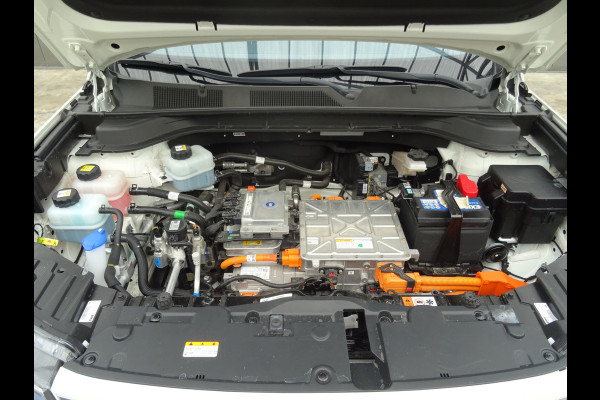 SsangYong Korando E-Motion Platinum 2WD * 326 KM ACCURADIUS * LUXE UITV. !!