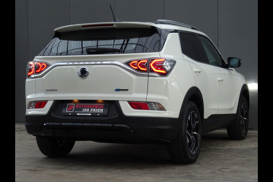 SsangYong Korando E-Motion Platinum 2WD * 326 KM ACCURADIUS * LUXE UITV. !!