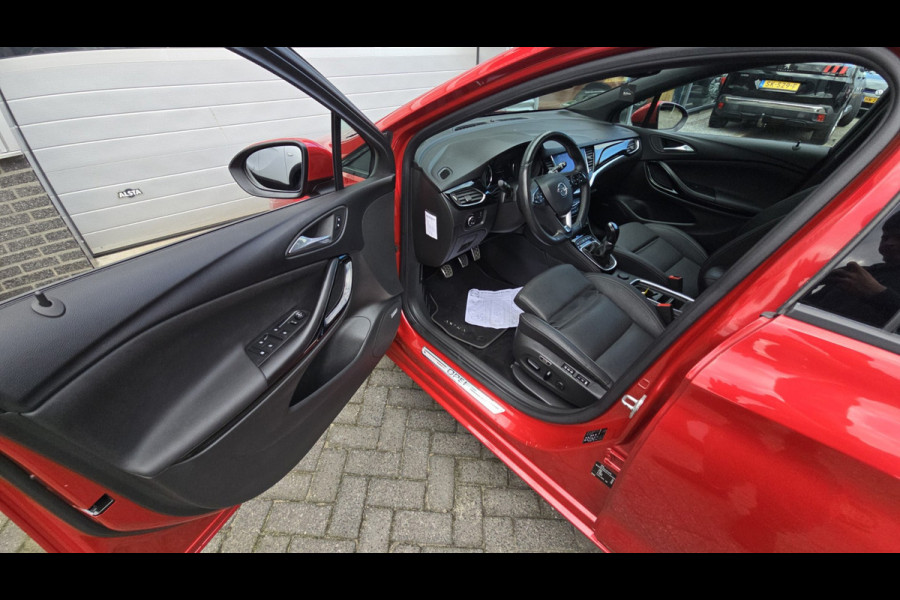 Opel Astra 1.2 Launch Elegance Bomvol opties, full OH, Carplay