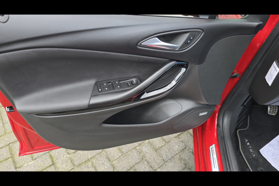 Opel Astra 1.2 Launch Elegance Bomvol opties, full OH, Carplay