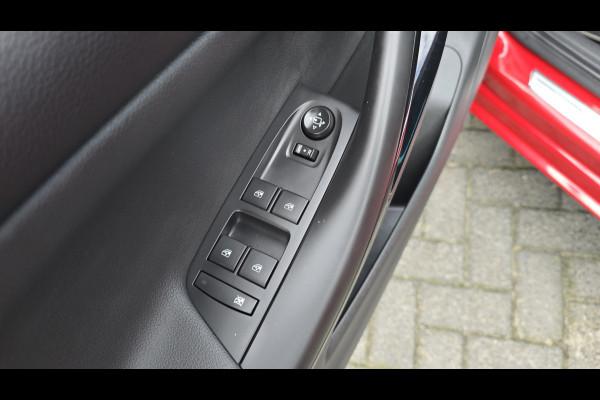 Opel Astra 1.2 Launch Elegance Bomvol opties, full OH, Carplay