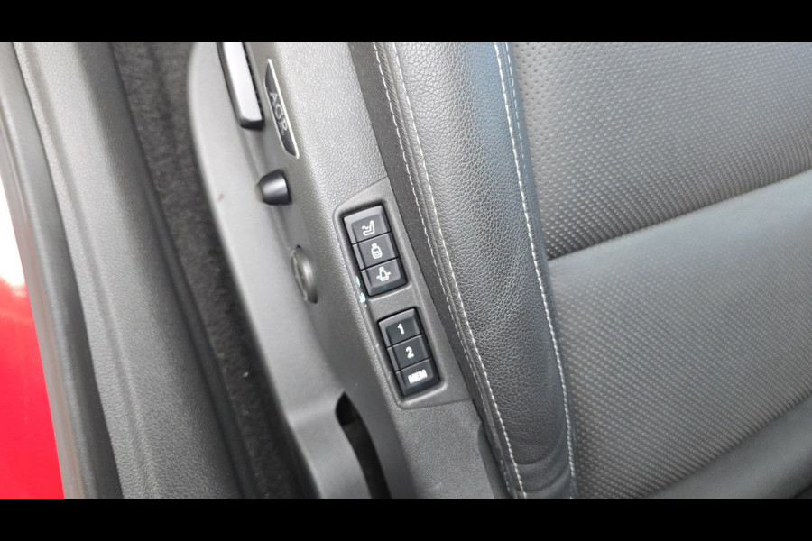 Opel Astra 1.2 Launch Elegance Bomvol opties, full OH, Carplay