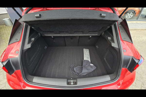 Opel Astra 1.2 Launch Elegance Bomvol opties, full OH, Carplay