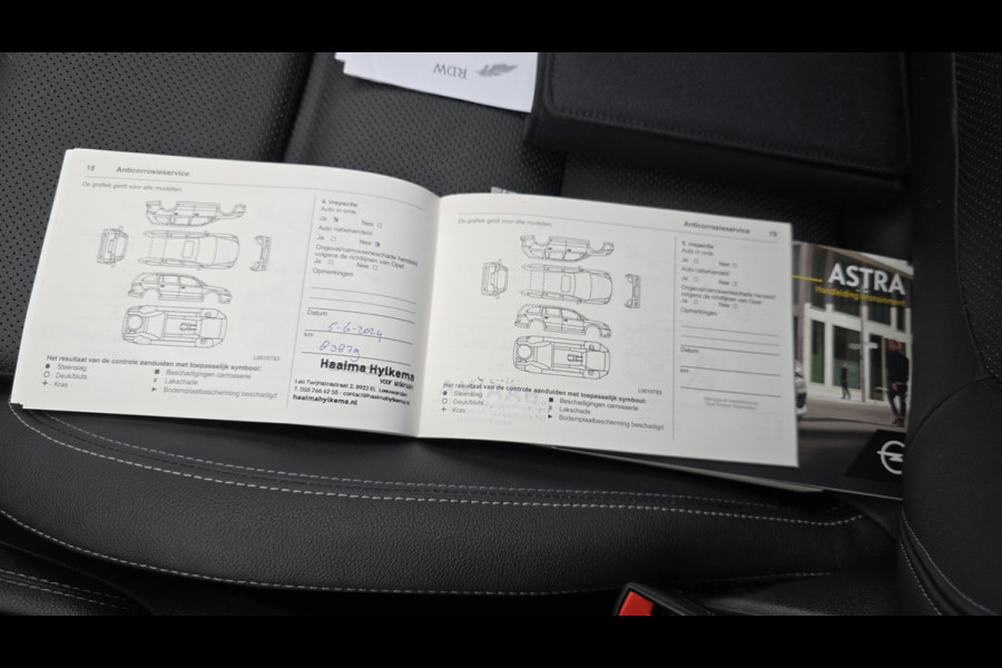 Opel Astra 1.2 Launch Elegance Bomvol opties, full OH, Carplay
