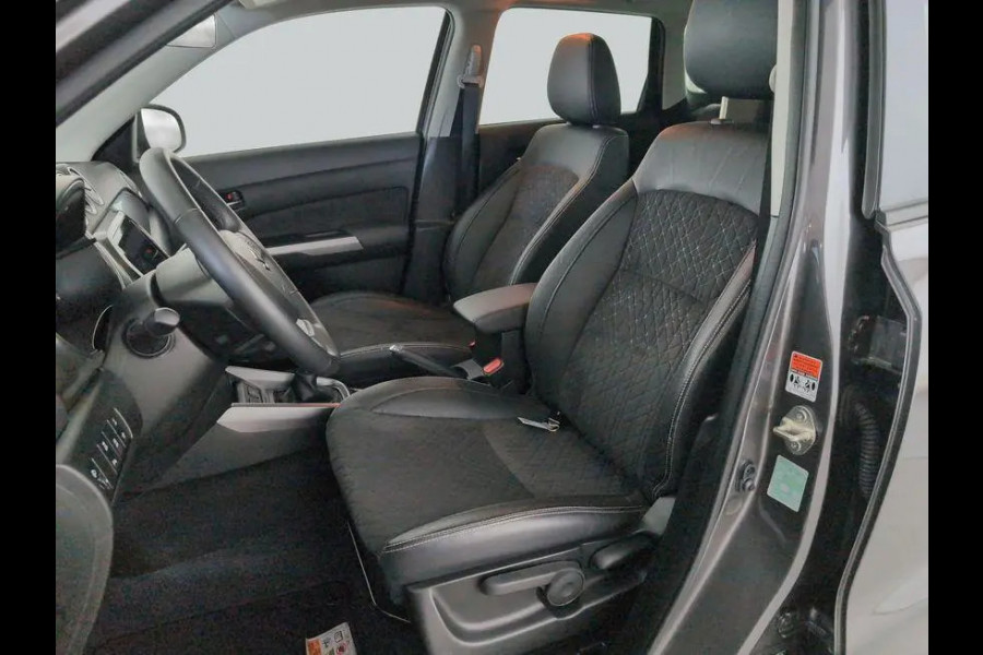 Suzuki Vitara 1.4 Boosterjet Style Smart Hybrid 130pk/95kW 6-bak | Pano | Adapt. Cruise | Dodehoek | Camera | Navi | Carplay | Half leder/suéde | etc. etc.