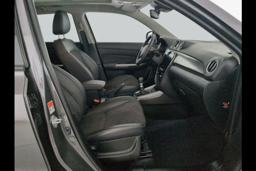 Suzuki Vitara 1.4 Boosterjet Style Smart Hybrid 130pk/95kW 6-bak | Pano | Adapt. Cruise | Dodehoek | Camera | Navi | Carplay | Half leder/suéde | etc. etc.