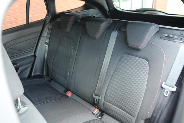 Ford FOCUS Wagon 1.0 EcoBoost Hybrid ST Line 125pk | Winter Pack | Adaptive Cruise Control | BLIS | Climate Control | Camera |
