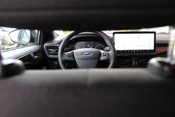 Ford FOCUS Wagon 1.0 EcoBoost Hybrid ST Line 125pk | Winter Pack | Adaptive Cruise Control | BLIS | Climate Control | Camera |
