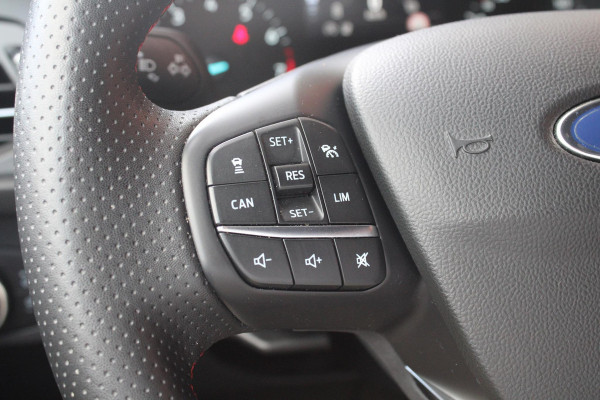 Ford FOCUS Wagon 1.0 EcoBoost Hybrid ST Line 125pk | Winter Pack | Adaptive Cruise Control | BLIS | Climate Control | Camera |