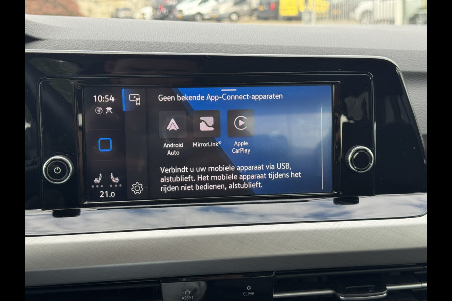 Volkswagen Golf 1.0 eTSI Life | Carplay/Android, Camera, Stoel+Stuurverw., LED, ACC | Winter Pakket |