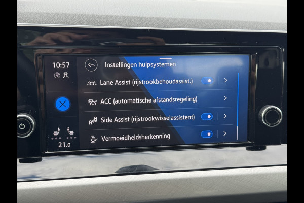 Volkswagen Golf 1.0 eTSI Life | Carplay/Android, Camera, Stoel+Stuurverw., LED, ACC | Winter Pakket |