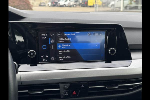 Volkswagen Golf 1.0 eTSI Life | Carplay/Android, Camera, Stoel+Stuurverw., LED, ACC | Winter Pakket |