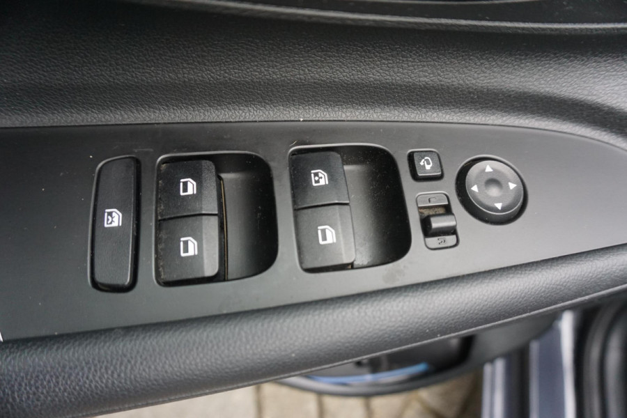 Hyundai i20 1.0 T-GDI 100PK Hybrid/Camera/CarPlay/LMV/ Nieuw model.