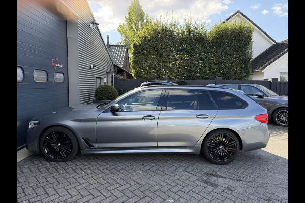 BMW 5 Serie Touring 530d High Executive M-Sport | 360* Camera | Harmon Kardon | Navigatie | Stoelverwarming |